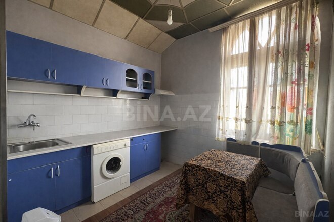 Satılır 2 otaqlı köhnə tikili 65 m², Nizami m., photo 12 from 16