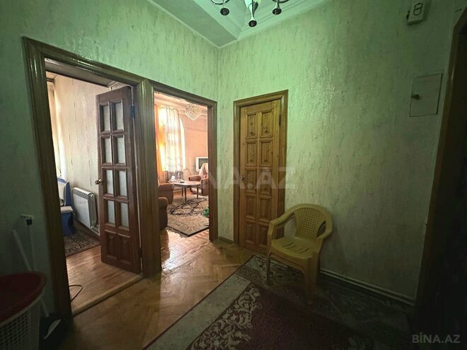 Satılır 2 otaqlı köhnə tikili 65 m², Nizami m., photo 13 from 16