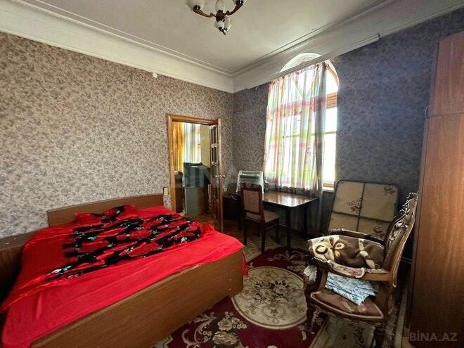 Satılır 2 otaqlı köhnə tikili 65 m², Nizami m., photo 11 from 16