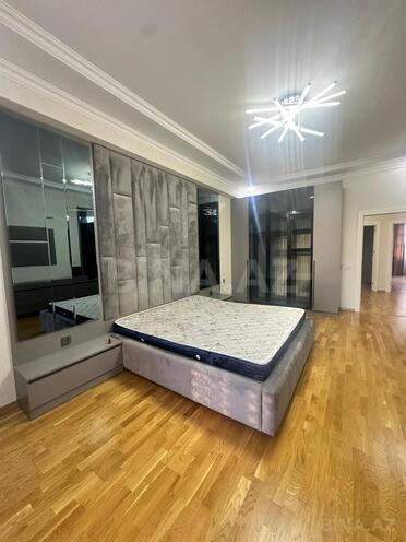 Сдаётся 3-комн. новостройка 106 м², м. Нефтчиляр, photo 4 from 17