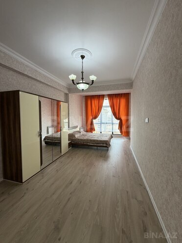 Сдаётся 2-комн. новостройка 76 м², Абшеронcкий  р., photo 10 from 28