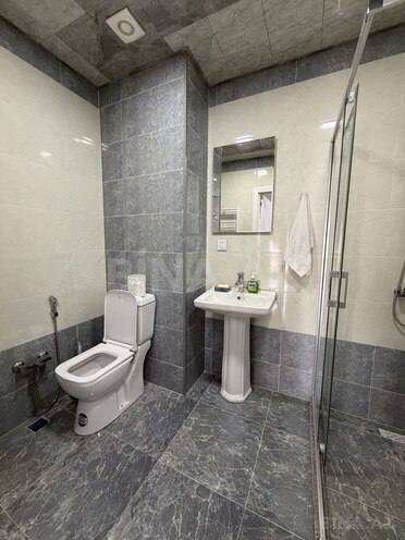 Сдаётся 2-комн. новостройка 76 м², Абшеронcкий  р., photo 12 from 28