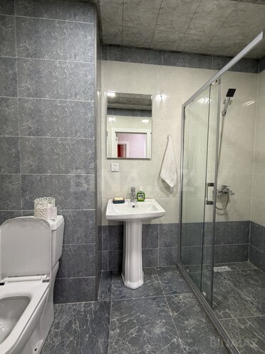 Сдаётся 2-комн. новостройка 76 м², Абшеронcкий  р., photo 27 from 28