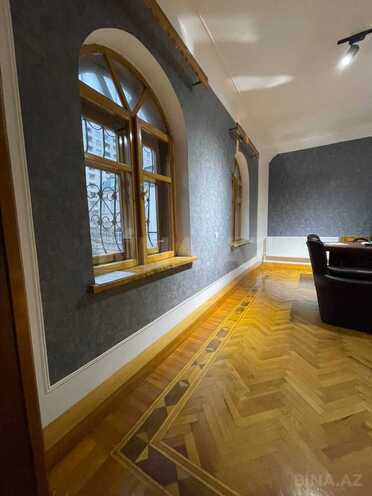 Сдаётся 8-комн. офис 400 м², пос. Бадамдар, photo 13 from 16