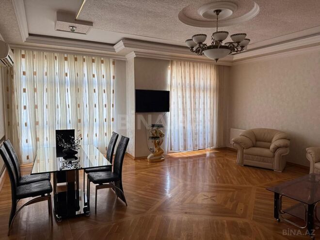 İcarəyə verilir 3 otaqlı yeni tikili 160 m², 28 May m., photo 16 from 25