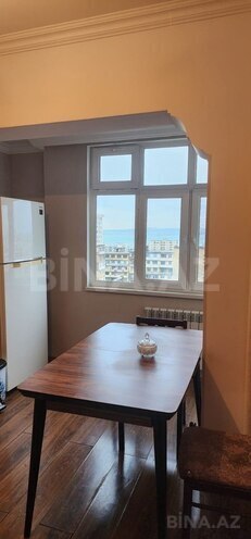 Satılır 2 otaqlı köhnə tikili 65 m², Həzi Aslanov m., photo 10 from 22