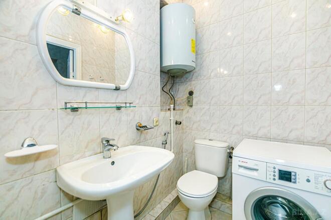 İcarəyə verilir 2 otaqlı köhnə tikili 55 m², Sahil m., photo 12 from 13