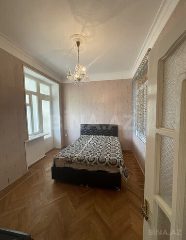 Satılır 3 otaqlı köhnə tikili 75 m², Nizami m., photo 12 from 16