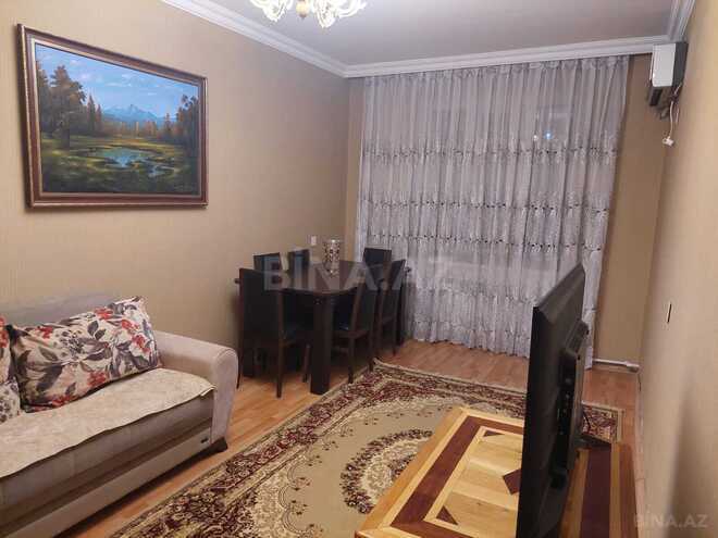 Satılır 2 otaqlı köhnə tikili 60 m², Bakıxanov q., photo 1 from 13