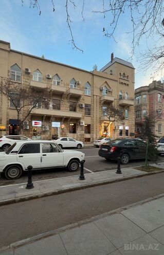 Satılır 3 otaqlı köhnə tikili 90 m², Sahil m., photo 23 from 27