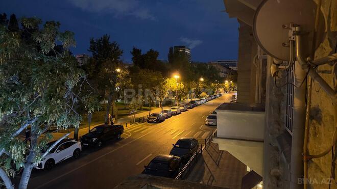 Satılır 3 otaqlı köhnə tikili 90 m², Sahil m., photo 4 from 27