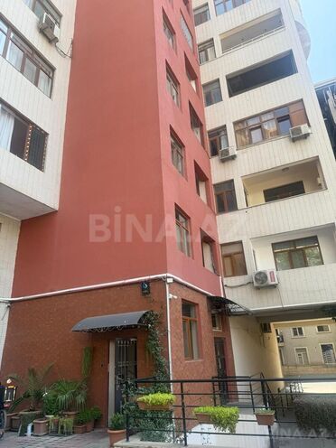 İcarəyə verilir 3 otaqlı yeni tikili 160 m², 28 May m., photo 14 from 25