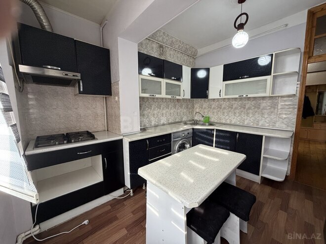 Satılır 4 otaqlı köhnə tikili 100 m², Bakıxanov q., photo 21 from 24