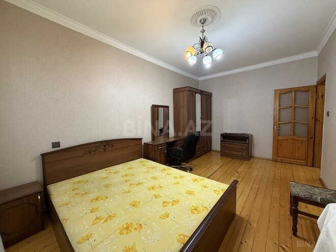 Satılır 4 otaqlı köhnə tikili 100 m², Bakıxanov q., photo 10 from 24