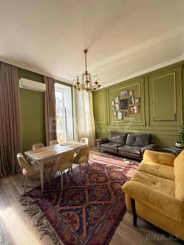 Satılır 2 otaqlı köhnə tikili 80 m², Sahil m., photo 3 from 21