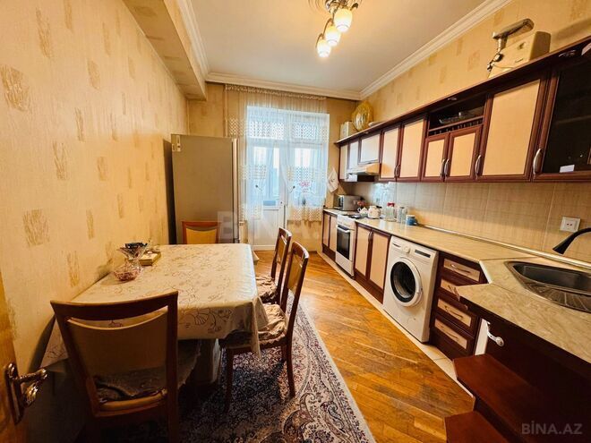 Satılır 2 otaqlı köhnə tikili 70 m², Azadlıq Prospekti m., photo 19 from 28