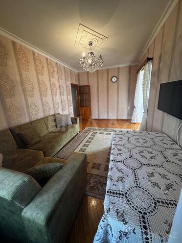 Satılır 2 otaqlı köhnə tikili 70 m², Azadlıq Prospekti m., photo 3 from 28