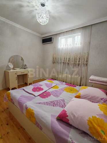 Satılır 4 otaqlı həyət evi/bağ evi 250 m², photo 3 from 11