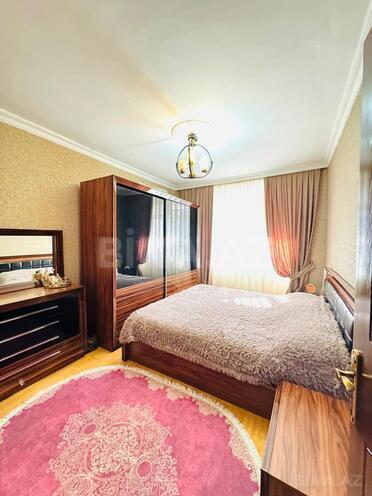 Продаётся 2-комн. вторичка 70 м², м. Ази Асланов, photo 6 from 11
