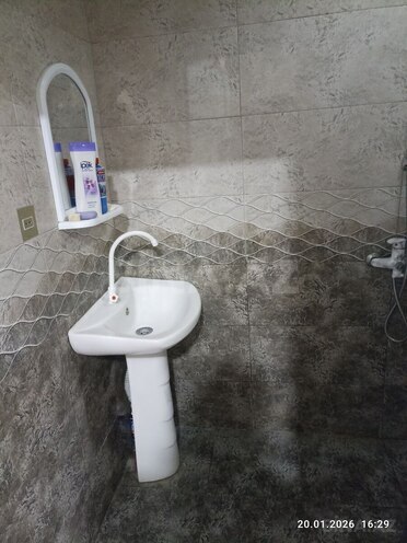 İcarəyə verilir 1 otaqlı həyət evi/bağ evi 70 m², Buzovna q., photo 11 from 12