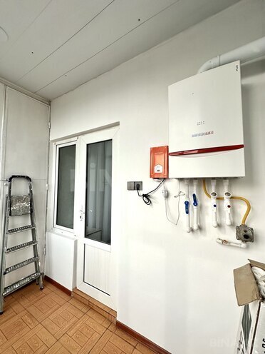 Satılır 3 otaqlı köhnə tikili 80 m², İnşaatçılar m., photo 16 from 26