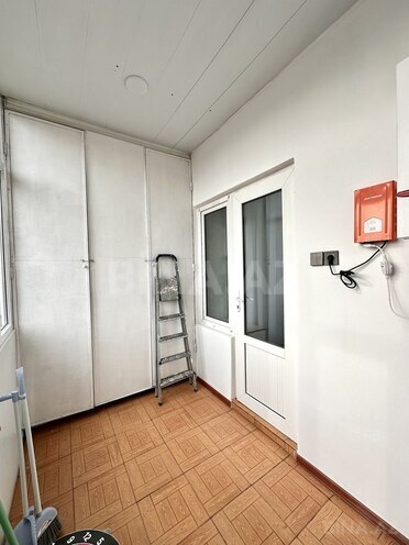 Satılır 3 otaqlı köhnə tikili 80 m², İnşaatçılar m., photo 15 from 26