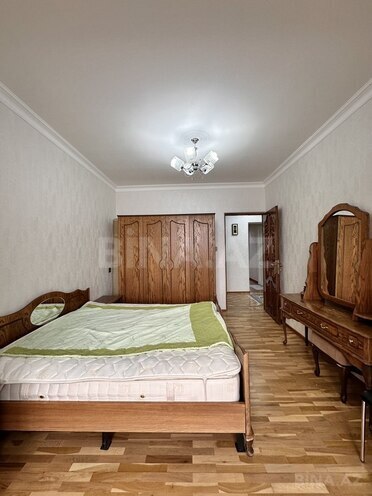 Satılır 3 otaqlı köhnə tikili 80 m², İnşaatçılar m., photo 9 from 26
