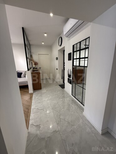 Satılır 2 otaqlı köhnə tikili 93 m², Bakıxanov q., photo 13 from 15