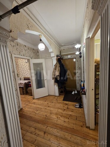 Satılır 3 otaqlı köhnə tikili 70 m², Bakıxanov q., photo 13 from 22