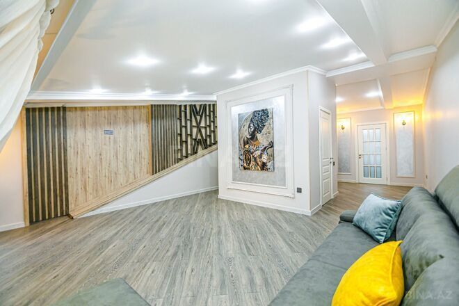 Satılır 7 otaqlı köhnə tikili 220 m², Bayıl q., photo 28 from 32