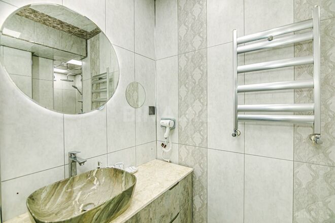 Satılır 7 otaqlı köhnə tikili 220 m², Bayıl q., photo 24 from 32