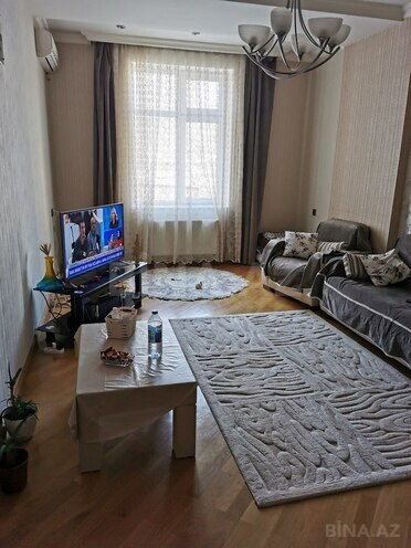 Сдаётся 2-комн. новостройка 75 м², м. Низами, photo 7 from 8