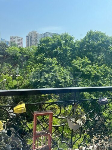 Satılır 3 otaqlı köhnə tikili 99 m², 28 May m., photo 8 from 10