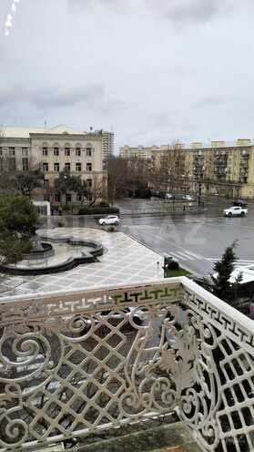 Сдаётся 3-комн. вторичка 85 м², Ясамальский р., photo 10 from 17