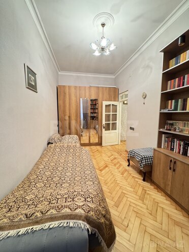 Продаётся 3-комн. вторичка 75 м², м. Ичеришехер, photo 13 from 28