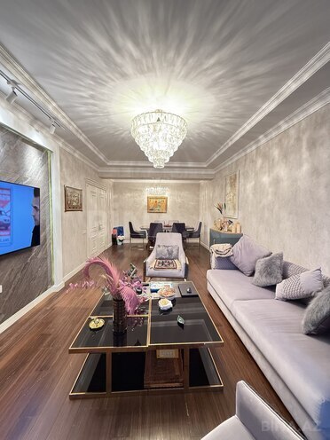 Satılır 3 otaqlı yeni tikili 138 m², Nizami m., photo 1 from 28