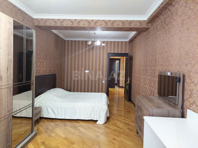 Сдаётся 3-комн. новостройка 125 м², м. Низами, photo 7 from 14