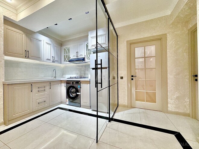 Продаётся 3-комн. новостройка 75 м², м. Кара Караев, photo 12 from 22