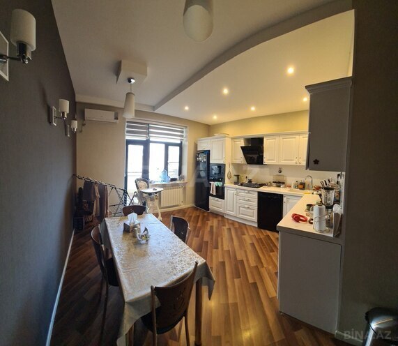 Сдаётся 3-комн. новостройка 120 м², м. Низами, photo 17 from 26