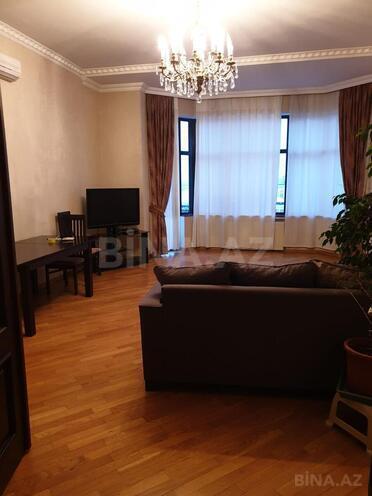 Сдаётся 3-комн. новостройка 140 м², м. Сахил, photo 3 from 7