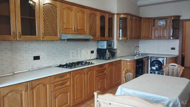 Сдаётся 4-комн. новостройка 220 м², Насиминский  р., photo 17 from 22