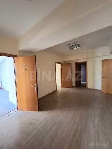Сдаётся 15-комн. офис 500 м², м. Элмляр Академиясы, photo 27 from 31