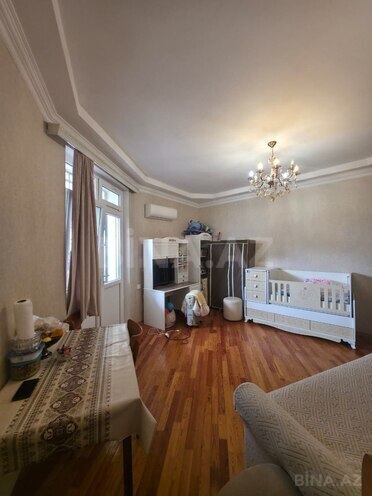 Продаётся 2-комн. вторичка 35 м², м. Элмляр Академиясы, photo 3 from 23