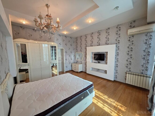 Сдаётся 4-комн. новостройка 168 м², м. Низами, photo 12 from 29