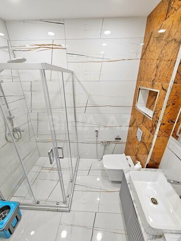 Продаётся 2-комн. новостройка 65 м², м. Кара Караев, photo 4 from 28