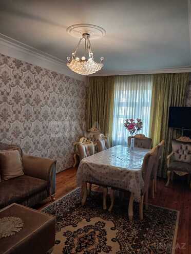 Продаётся 3-комн. вторичка 80 м², пос. Бакиханова, photo 1 from 13