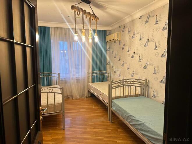 Сдаётся 4-комн. вторичка 130 м², м. Нариман Нариманов, photo 4 from 15