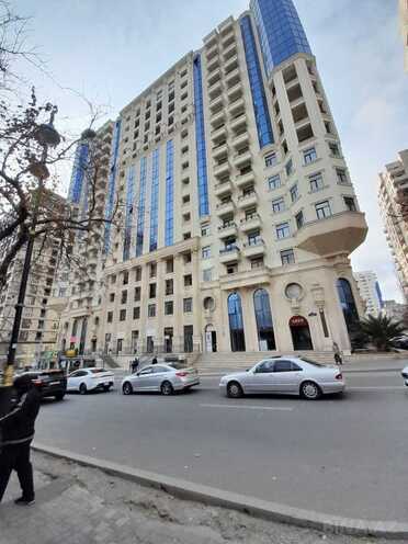 Satılır 4 otaqlı yeni tikili 242 m², 28 May m., photo 5 from 10