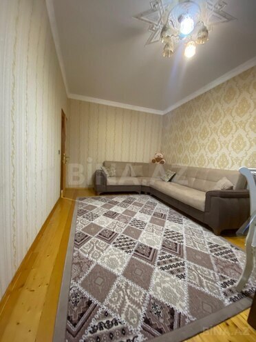 Продаётся 2-комн. вторичка 65 м², Хатаинский р., photo 4 from 21