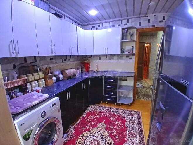 Satılır 3 otaqlı köhnə tikili 120 m², Qara Qarayev m., photo 17 from 32